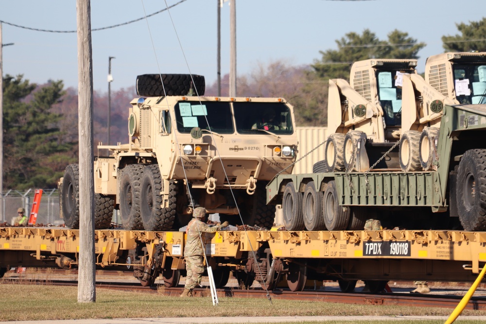 Fort McCoy supports rail movement for Army Reserve’s 411th Engineer Company