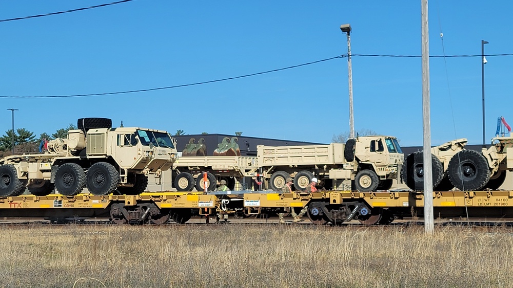 Fort McCoy supports rail movement for Army Reserve’s 411th Engineer Company