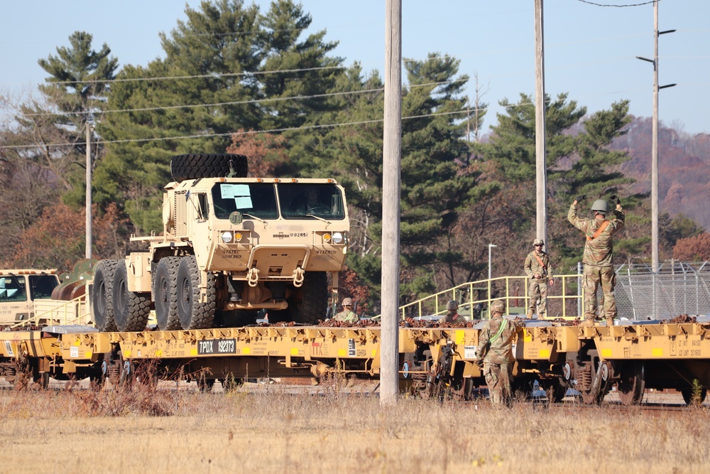 Fort McCoy supports rail movement for Army Reserve’s 411th Engineer Company