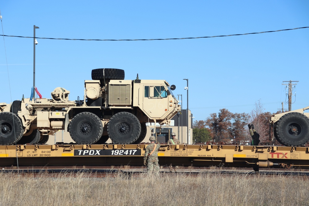 Fort McCoy supports rail movement for Army Reserve’s 411th Engineer Company