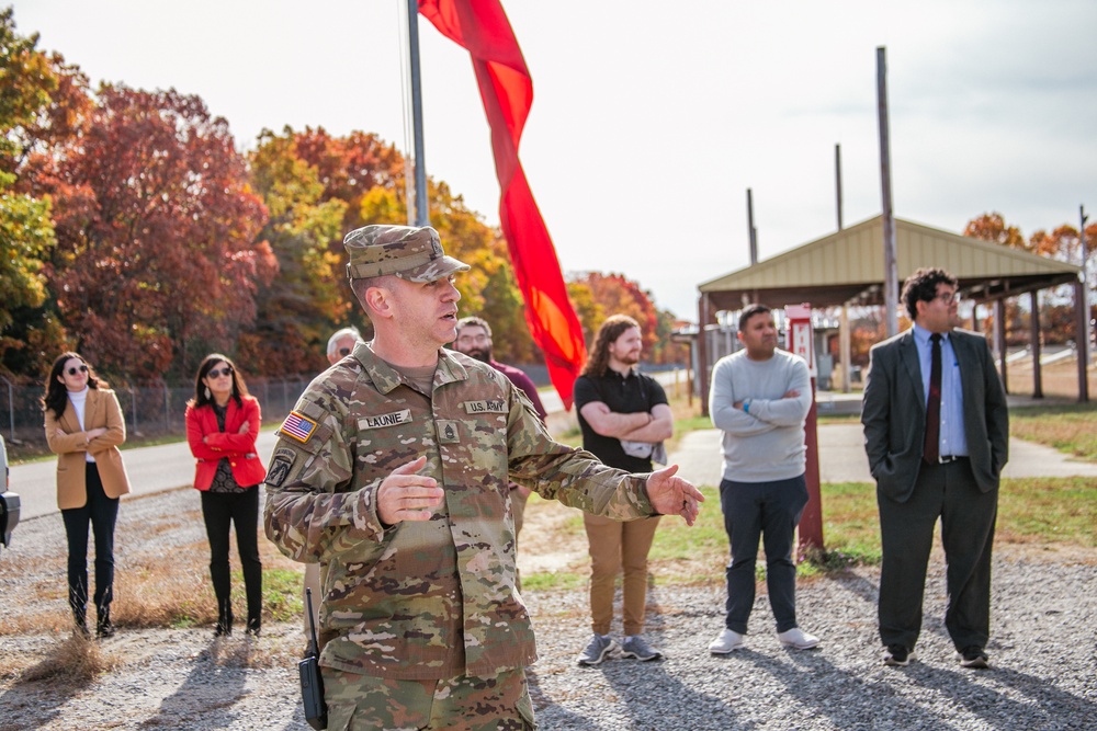 SFC Launie briefs the Staff Delegates on Range Protocol