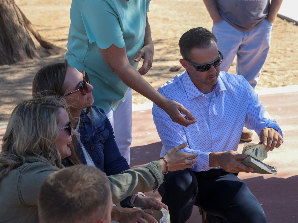 Thomas Meyer’s time capsule on MCAS Yuma opened after 25 years