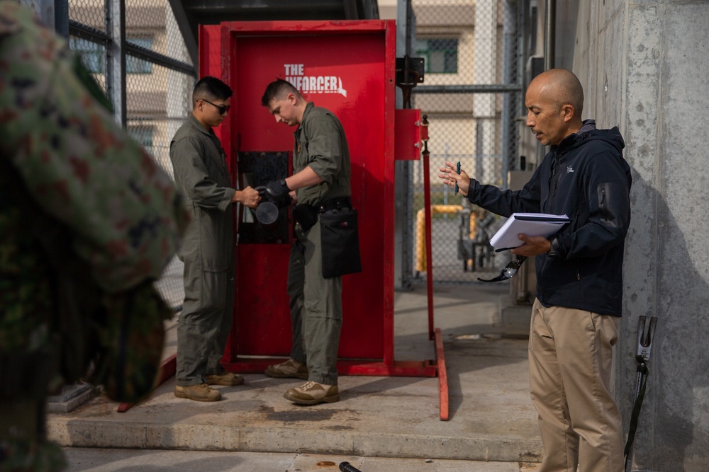 US Marines, Japan Ground Self-Defense Force members conduct bilateral training  