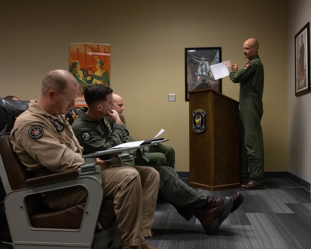 VMFT-401 conducts training