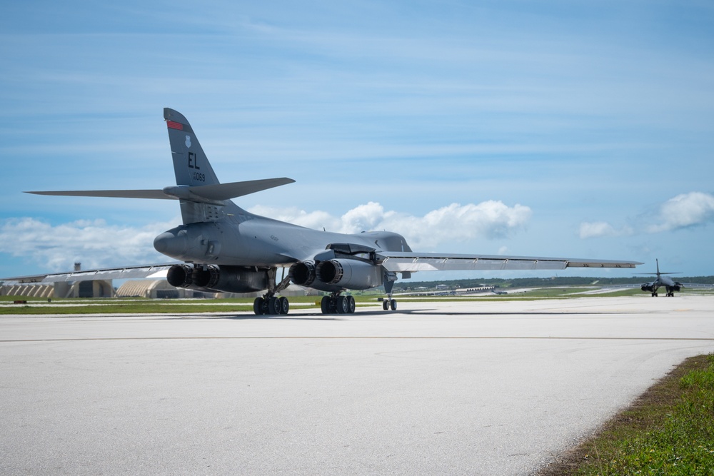 DVIDS - Images - Ellsworth B-1B Lancers Conduct BTF Mission [Image 2 Of 7]