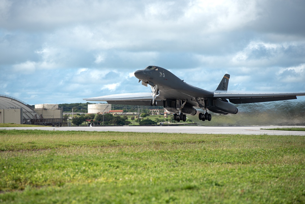 DVIDS - Images - Ellsworth B-1B Lancers Conduct BTF Mission [Image 3 Of 5]