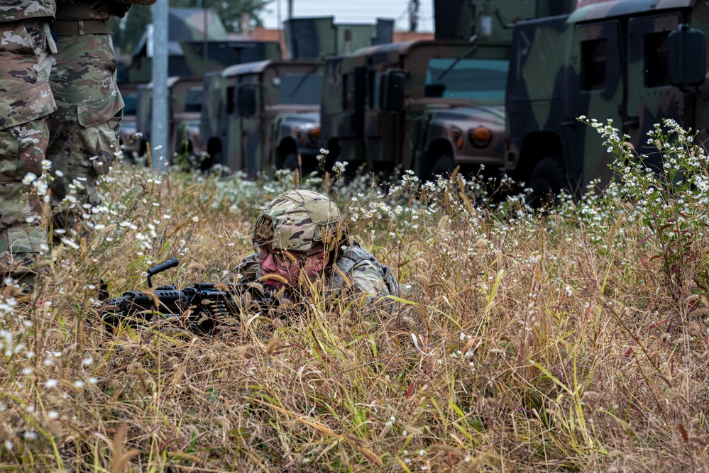 ROK MPs/U.S. Defenders tackle Combat Readiness Course