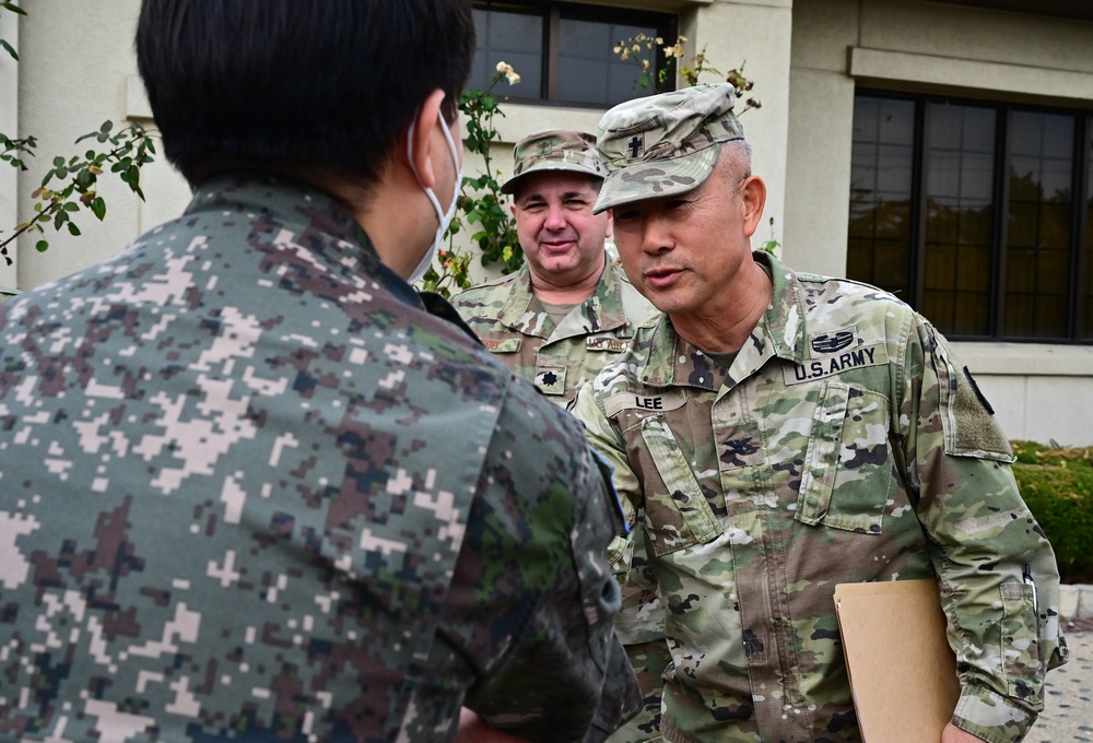 Kunsan holds Inaugural Clergy Day event, welcomes spiritual leaders