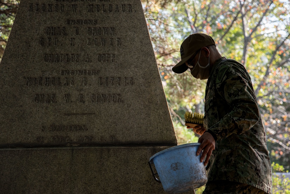 Yokohama Cemetery Cleanup