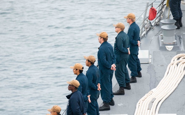 Thomas Hudner departs Azores