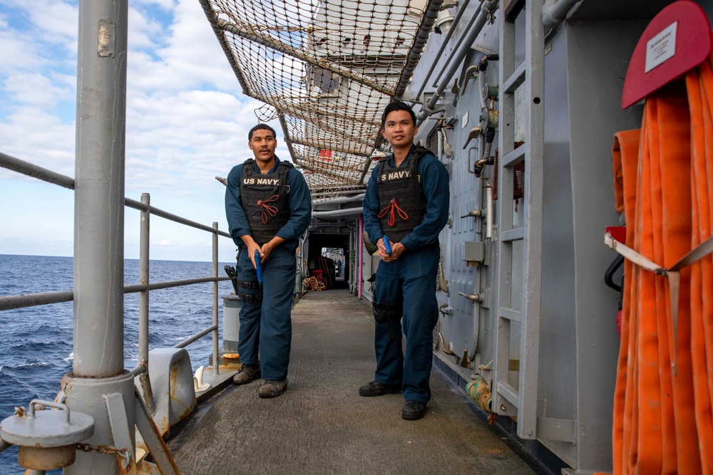 USS Leyte Gulf (CG 55) Daily Operations