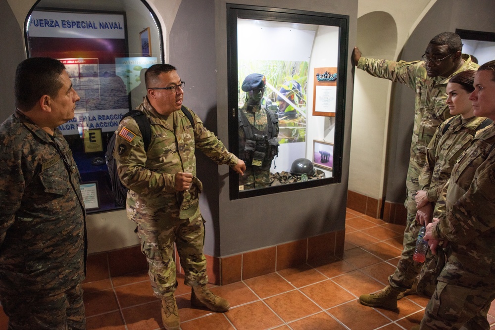 Arkansas Air National Guard visits Guatemala Army Museum