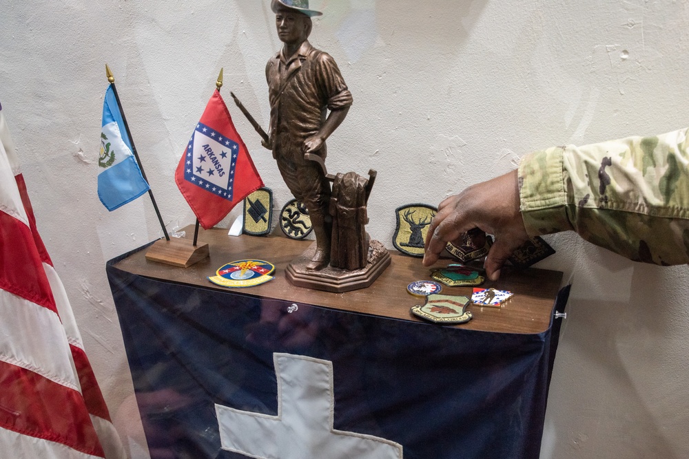Arkansas Air National Guard visits Guatemala Army Museum