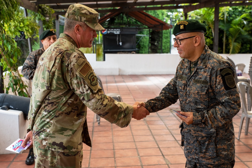 Arkansas Air National Guard visits Guatemala Army Museum