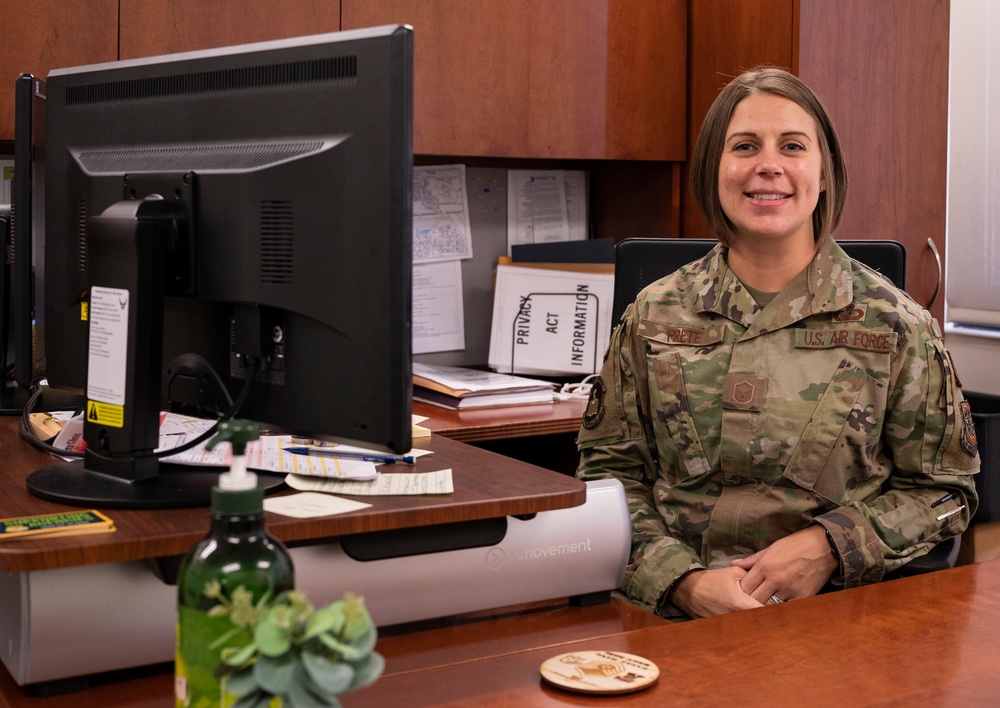 ‘Tis the season: Airmen predict Dover AFB’s first snowfall