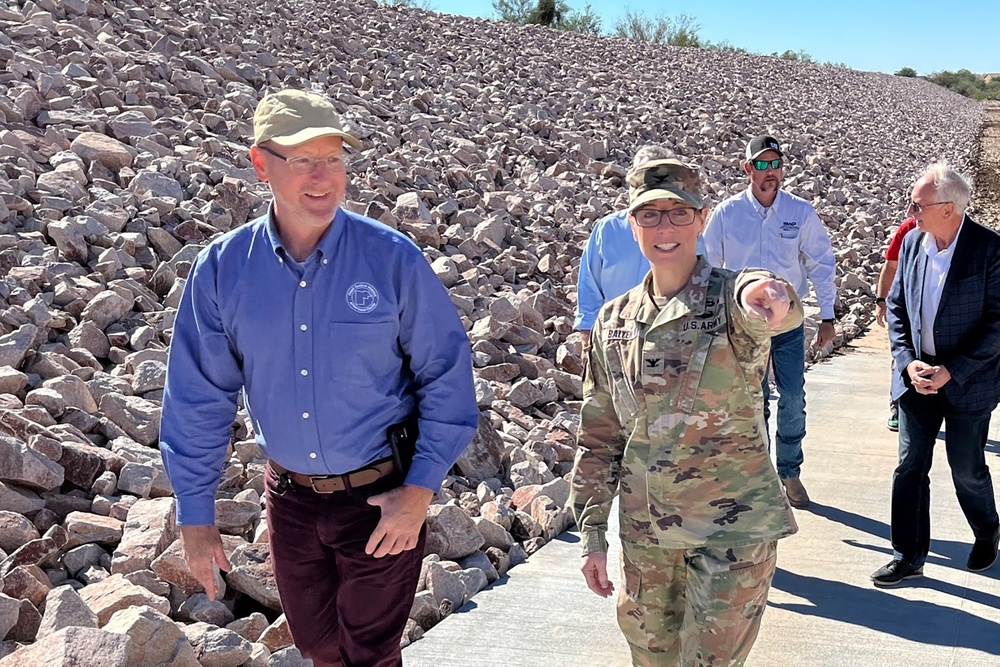 Corps’ leaders meet with Maricopa County to discuss completion of 5 federally constructed channels