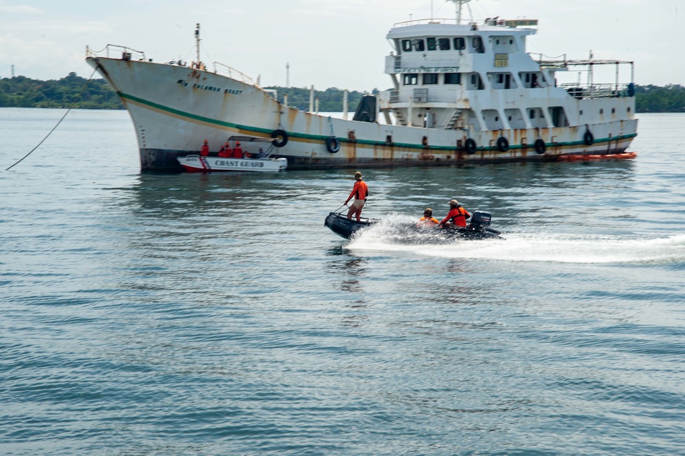 Pacific Partnership 2022 participates in Multinational Maritime Exercise