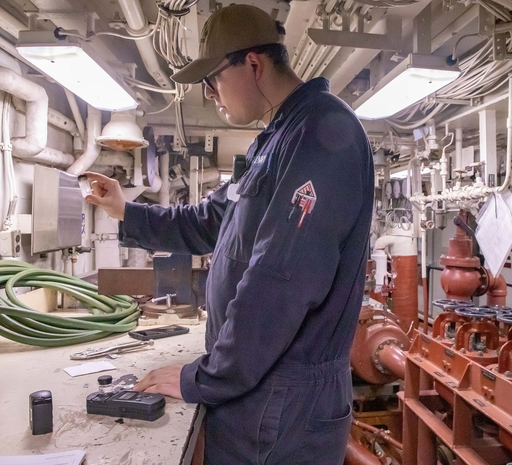 USS Truxtun (DDG 103) Daily Operations