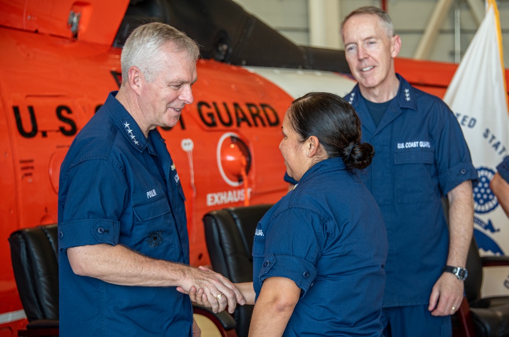 Coast Guard vice commandant visits units in Houston, Texas