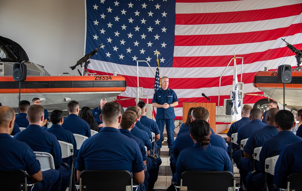 Coast Guard vice commandant visits units in Houston, Texas