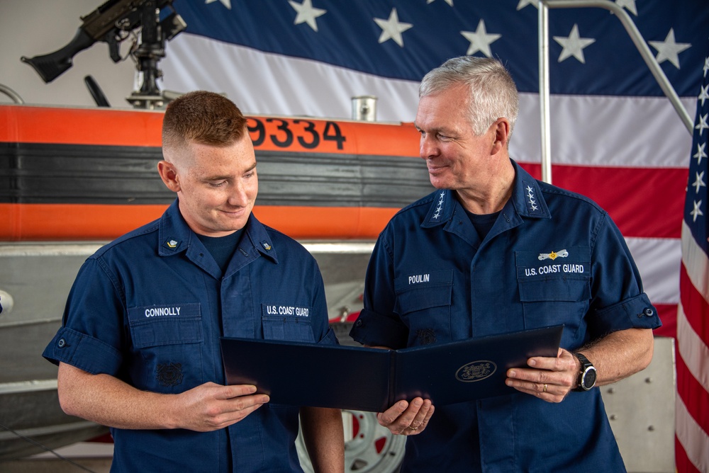 Coast Guard vice commandant visits units in Houston, Texas