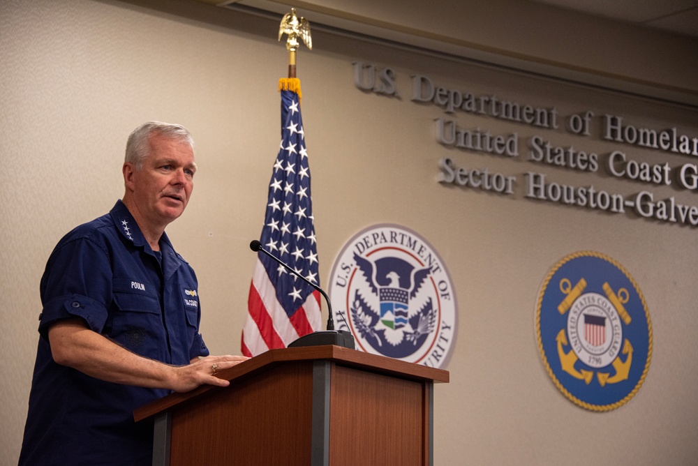 Coast Guard vice commandant visits units in Houston, Texas