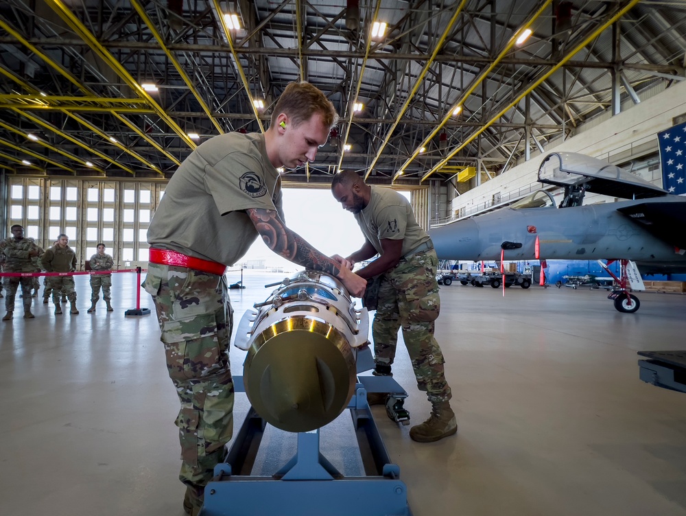 Q3 96th Maintenance Group weapons load competition