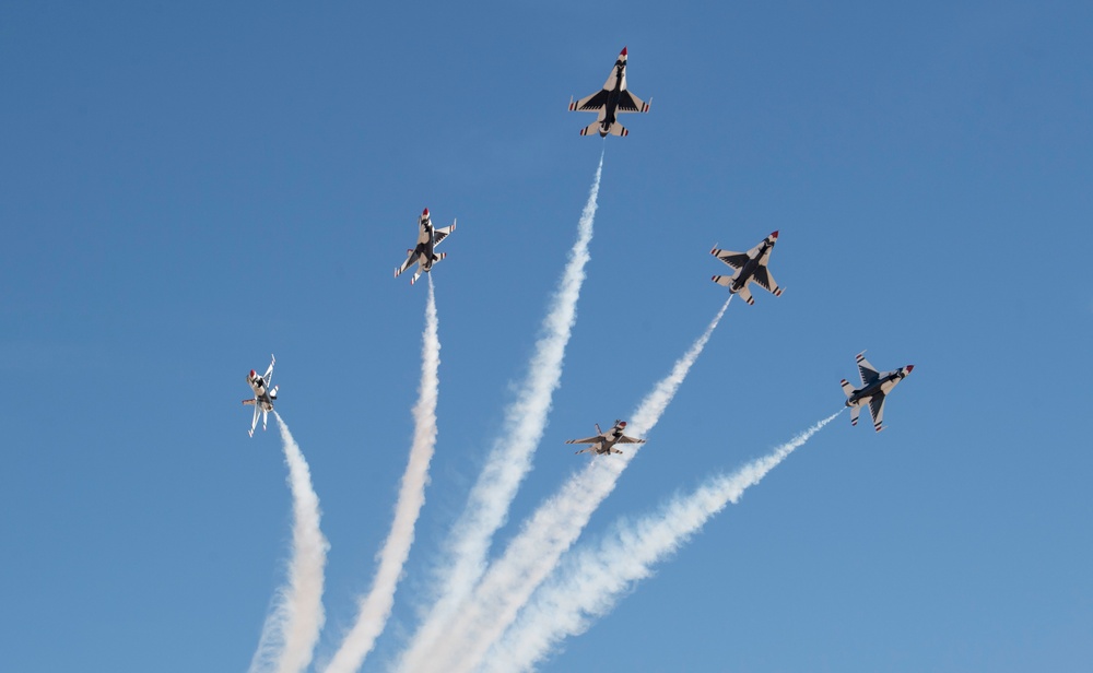 Thunderbirds wrap up 2022 show season at Nellis