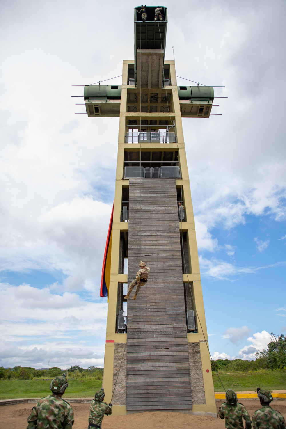 Exercise Southern Vanguard 23 Rappelling