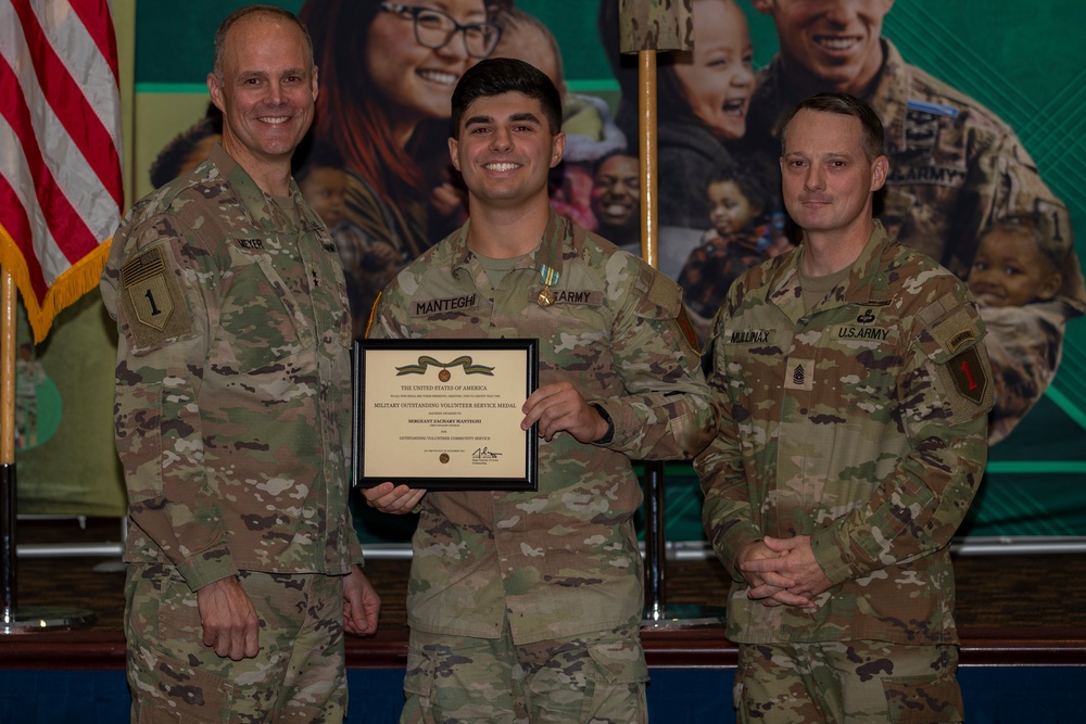 1st ID holds Volunteer of the Quarter Ceremony