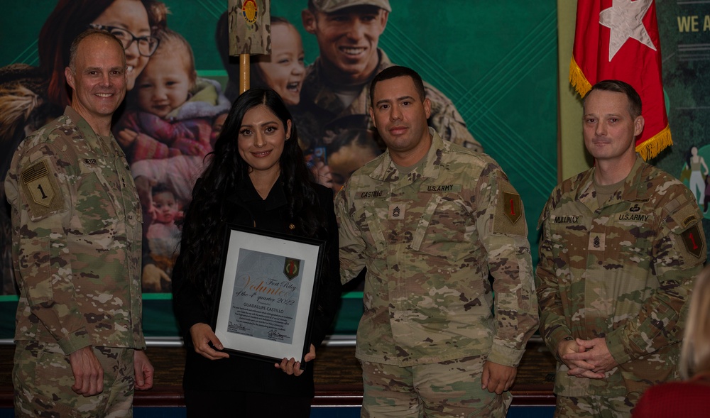 1st ID holds Volunteer of the Quarter Ceremony