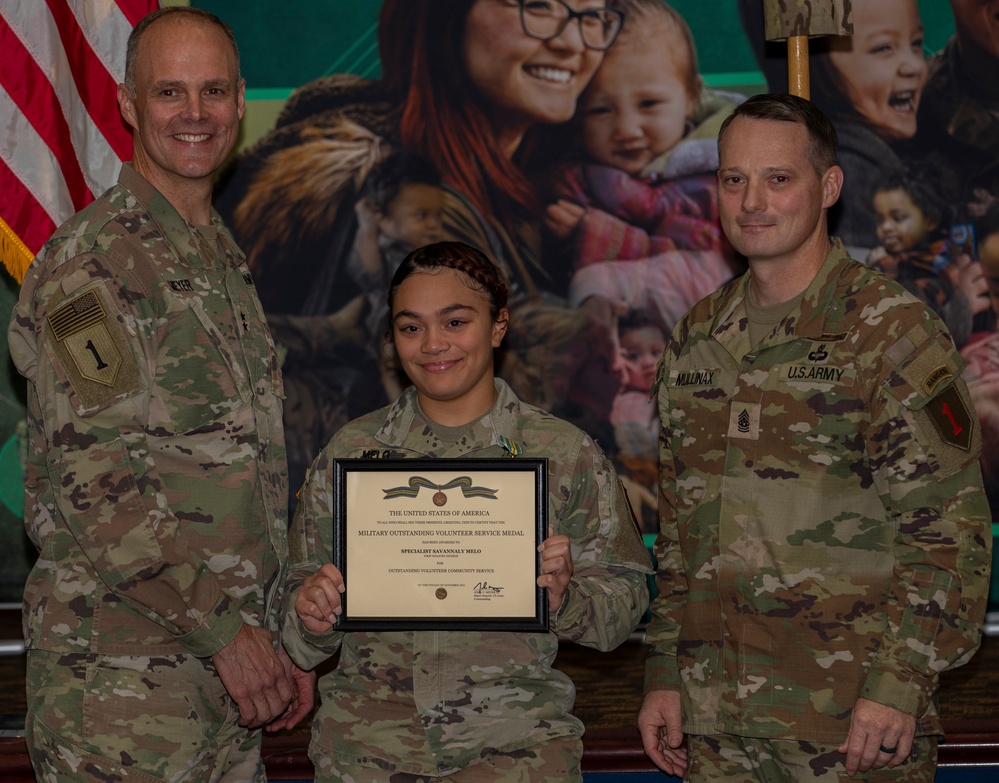 1st ID holds Volunteer of the Quarter Ceremony