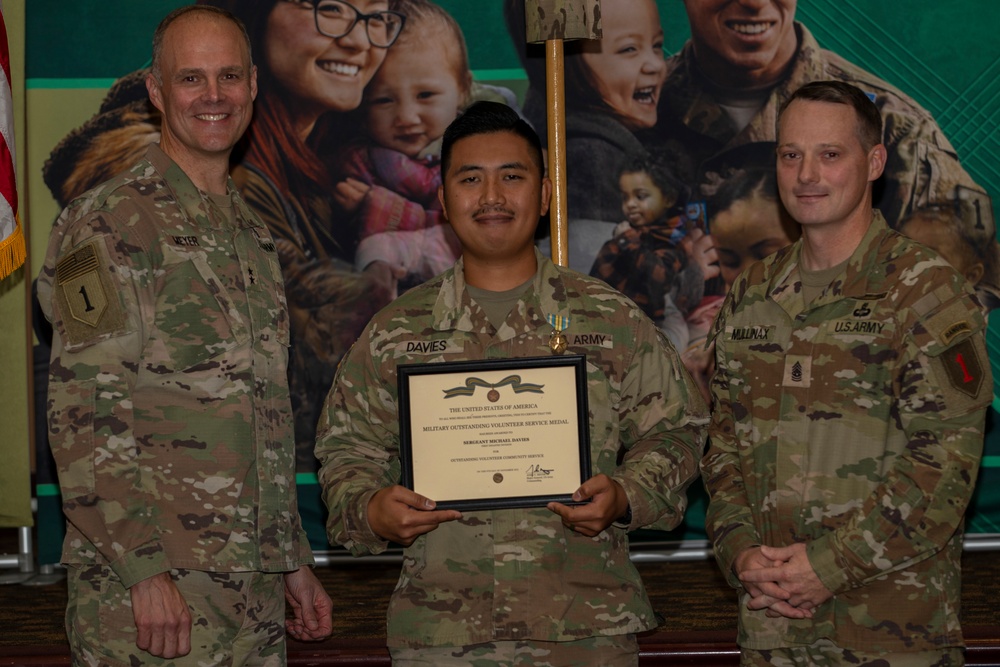 1st ID holds Volunteer of the Quarter Ceremony