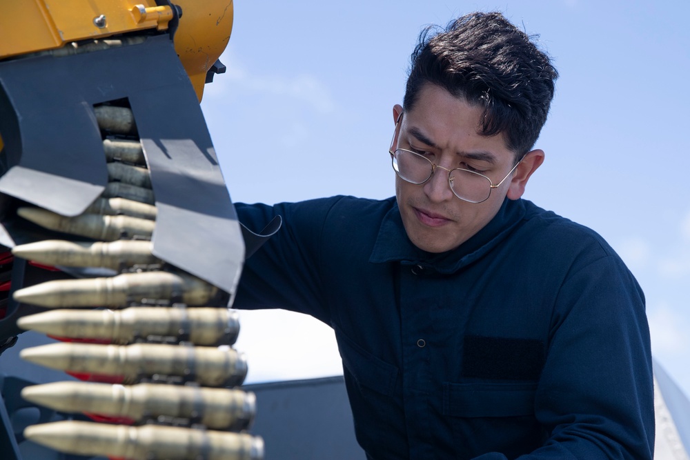 USS Tripoli CIWS Upload