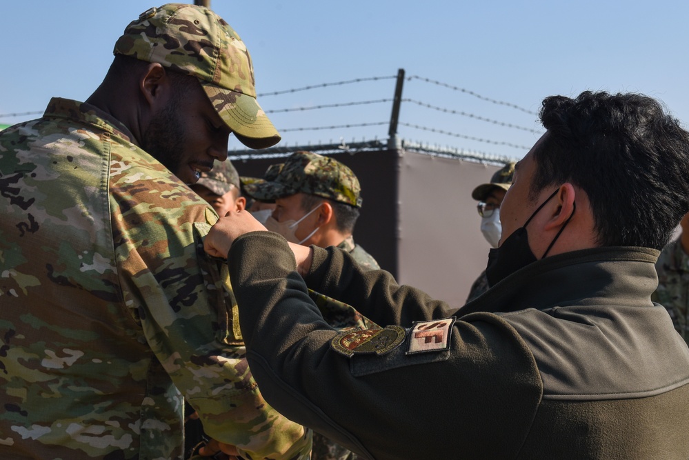 8th MXG hosts ROKA, U.S. Army for immersion tour