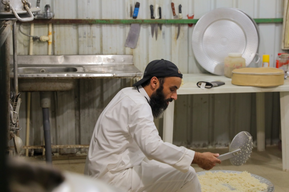 369th Sustainment Brigade Socializes With Kuwaiti Leaders