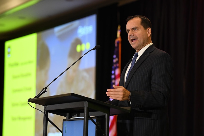 PEO EIS leader briefs industry on digital transformation priorities
