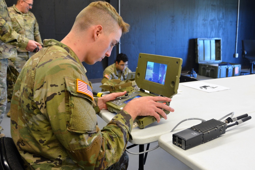 Pa. Guard Soldiers train with new robotic system