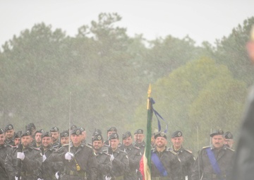 Italian Military Members Honor Fallen Soldiers on Armed Forces Day