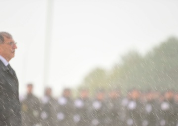 Italian Military Members Honor Fallen Soldiers on Armed Forces Day