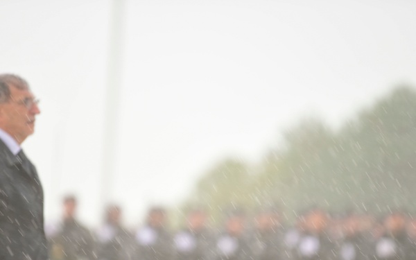 Italian Military Members Honor Fallen Soldiers on Armed Forces Day