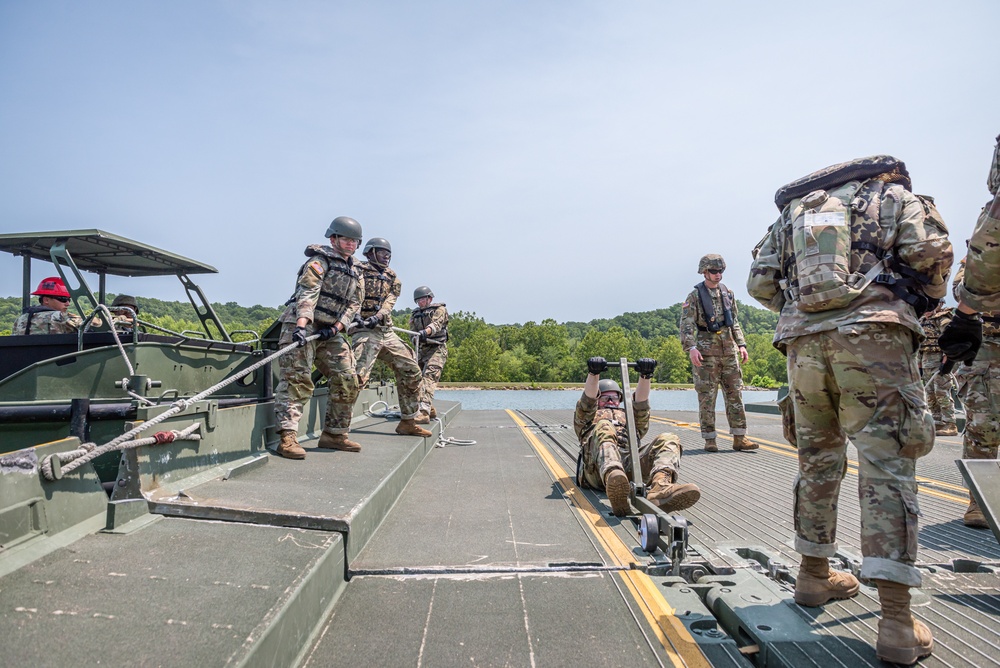 Army’s newest bridge crewmembers learn their specialty at Fort Leonard Wood