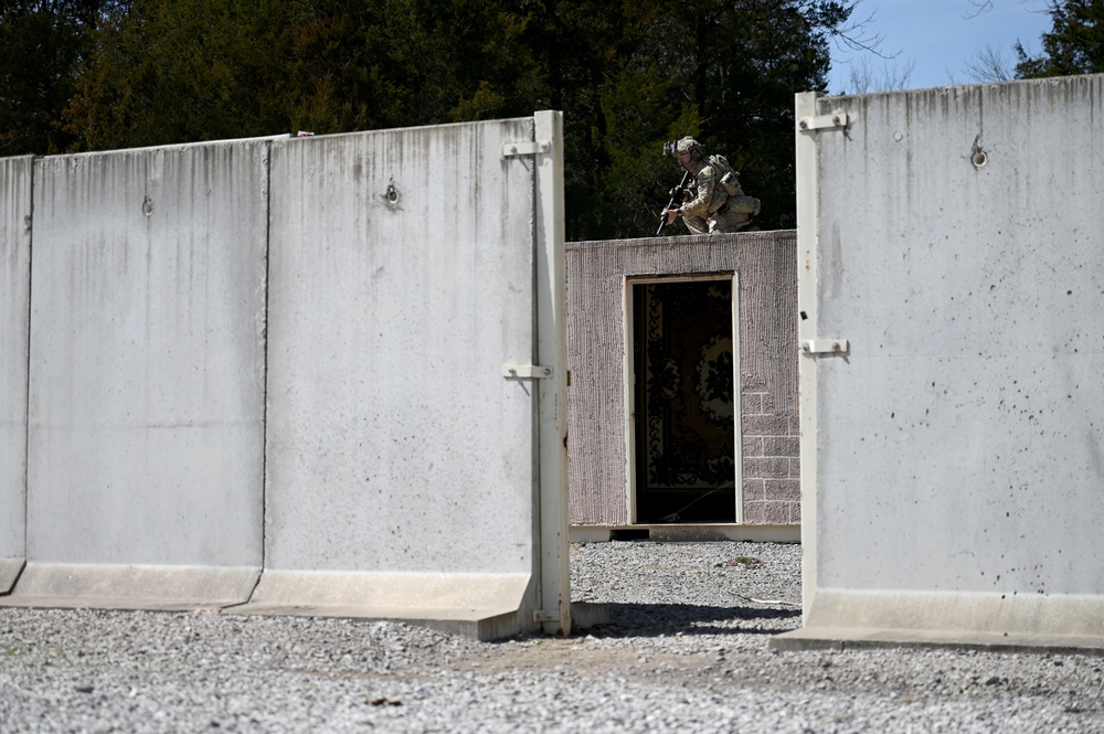 ST Operators Train Direct Action Skills