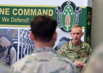 FORSCOM command sergeant major visits premier U.S. military all hazards command