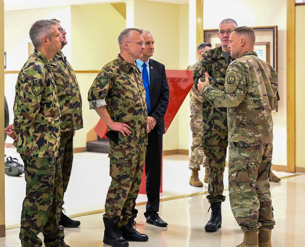 Swiss Delegates Visit Fort Sill