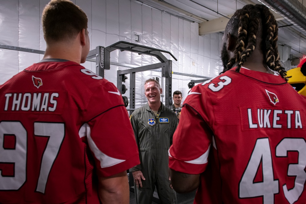 AZ Cardinals visit Luke in salute to service