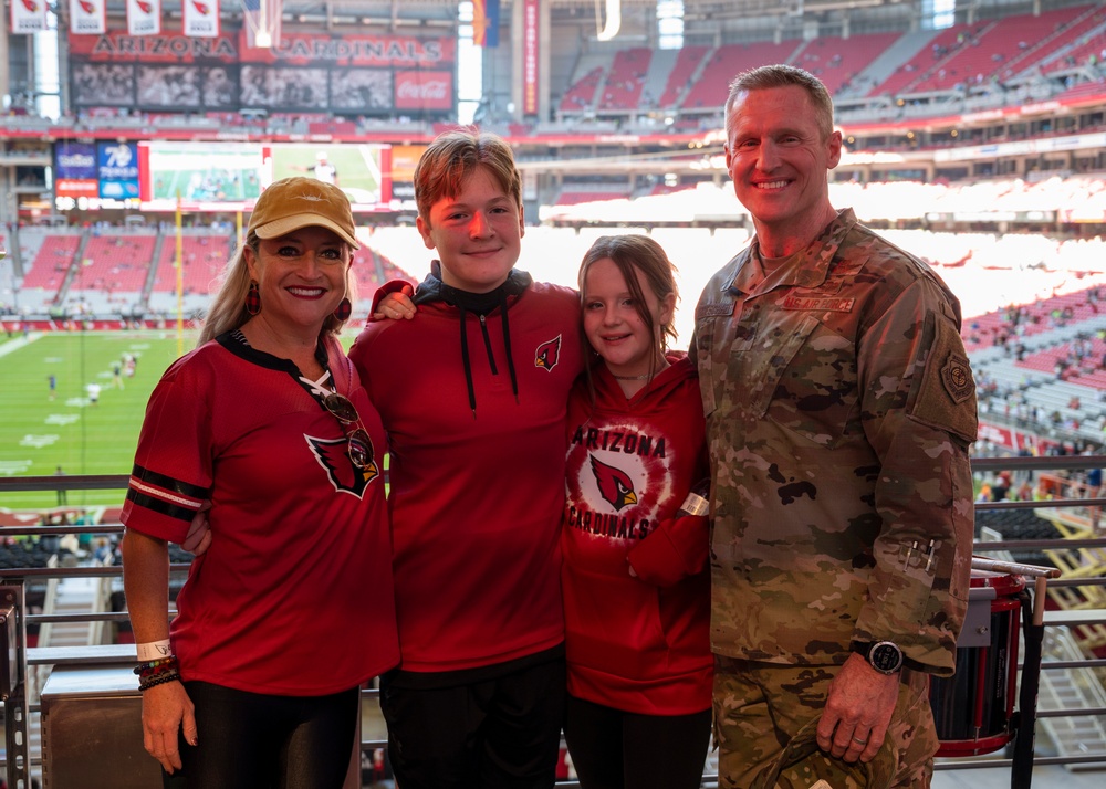 Military members participate Salute to Service game at State Farm Stadium