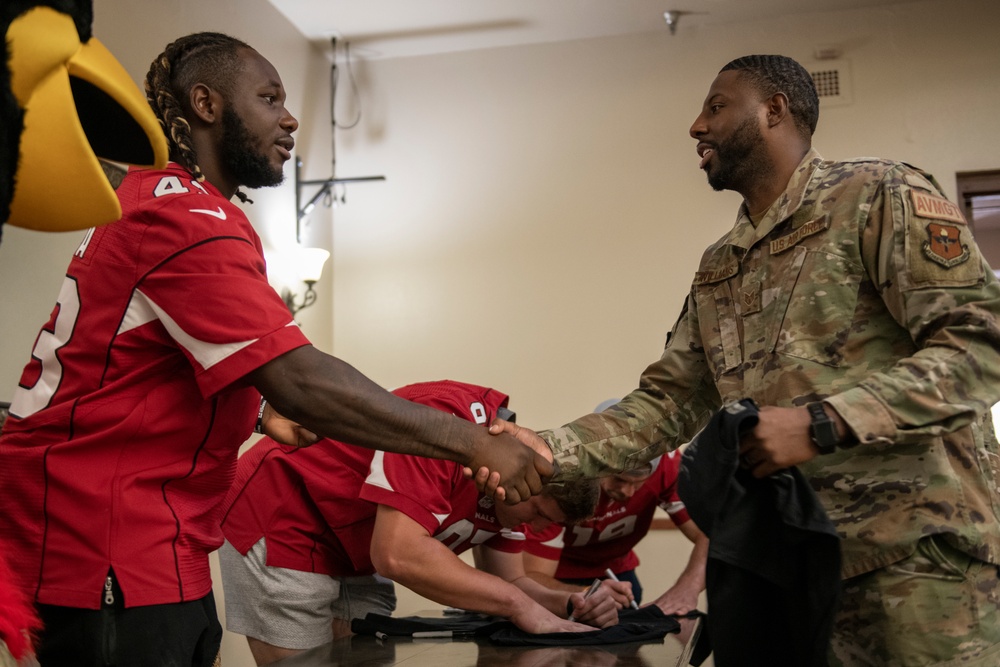 AZ Cardinals visit Luke in salute to service