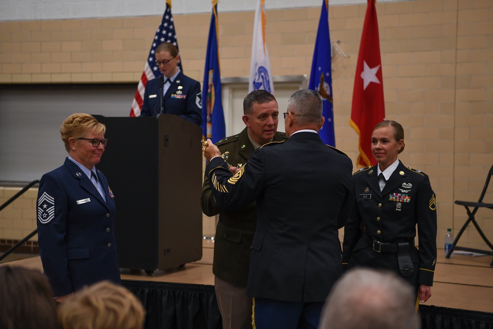 Change of Responsibility for Minnesota's Command Senior Enlisted Leader