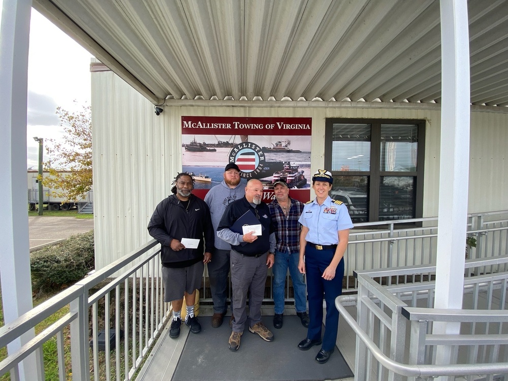 Coast Guard presents public service awards to mariners for fire response